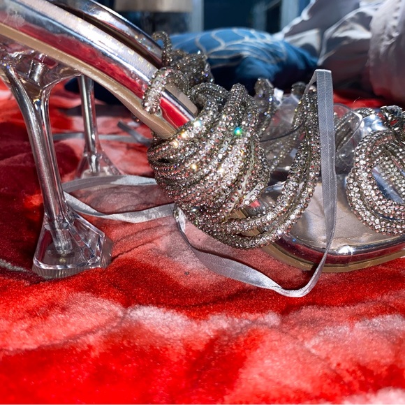 Glass heels 😍 - Picture 4 of 5